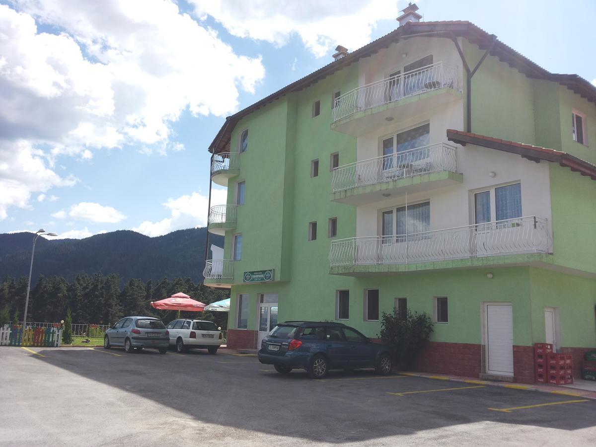 Family Hotel Panorama Sărniţa Exterior foto